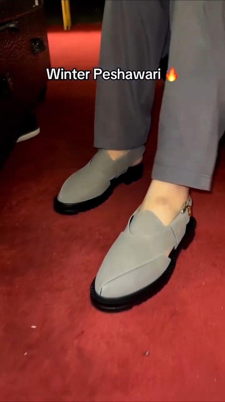 Suede Peshawari Chappal DZ39
