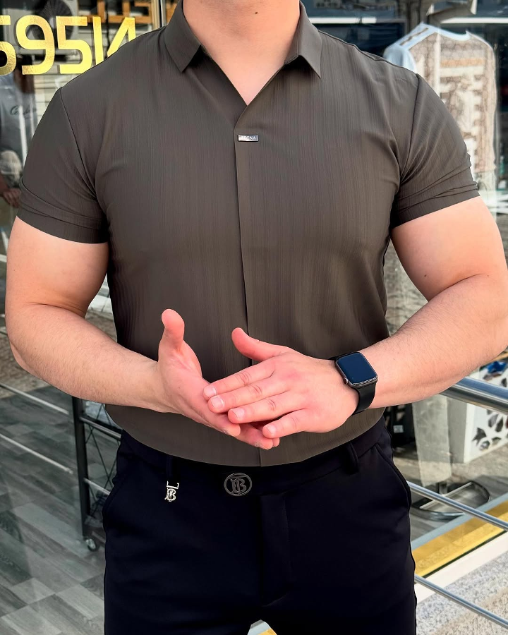 Men's light luxury T-shir