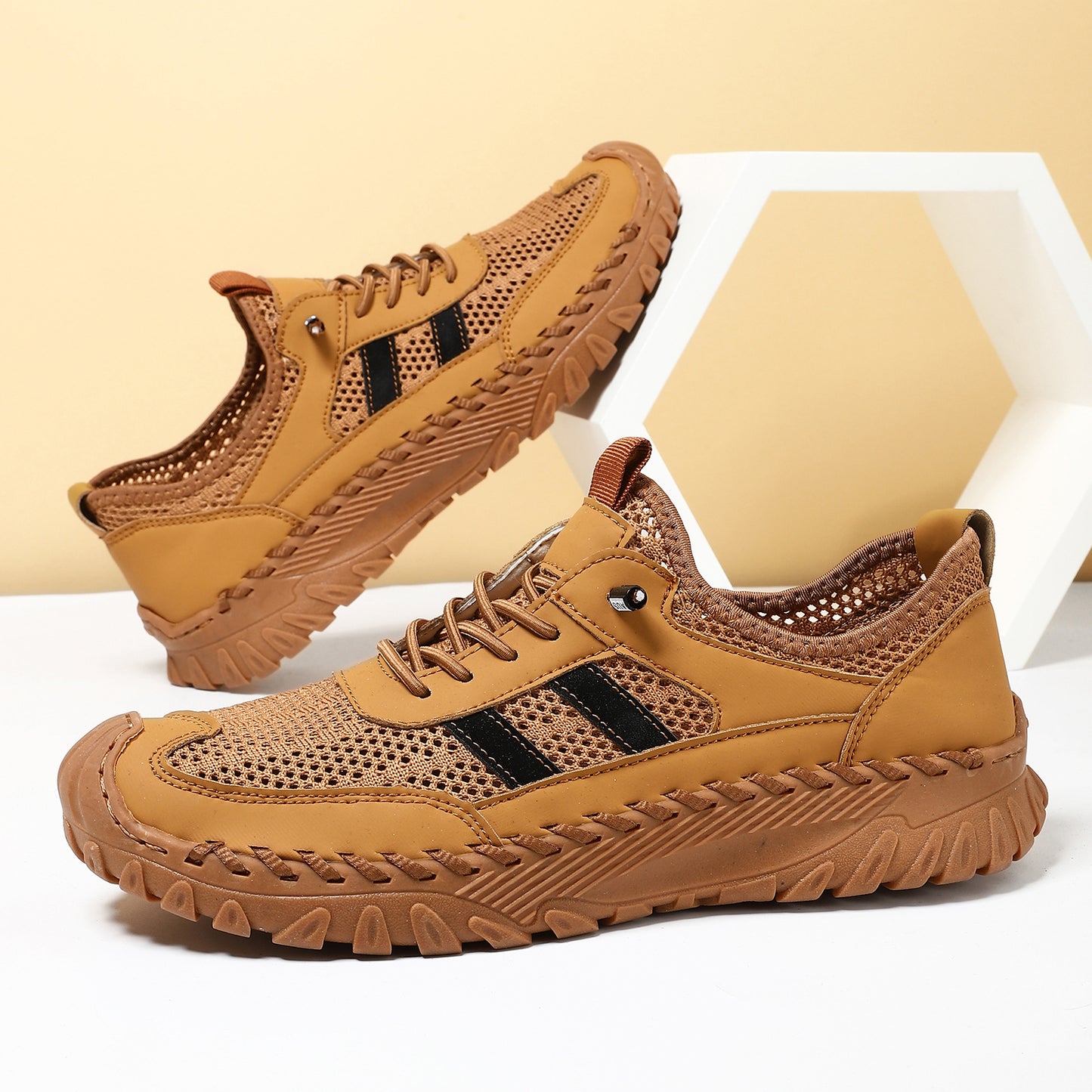 Summer Men's Stitched Cowhide Mesh Shoes