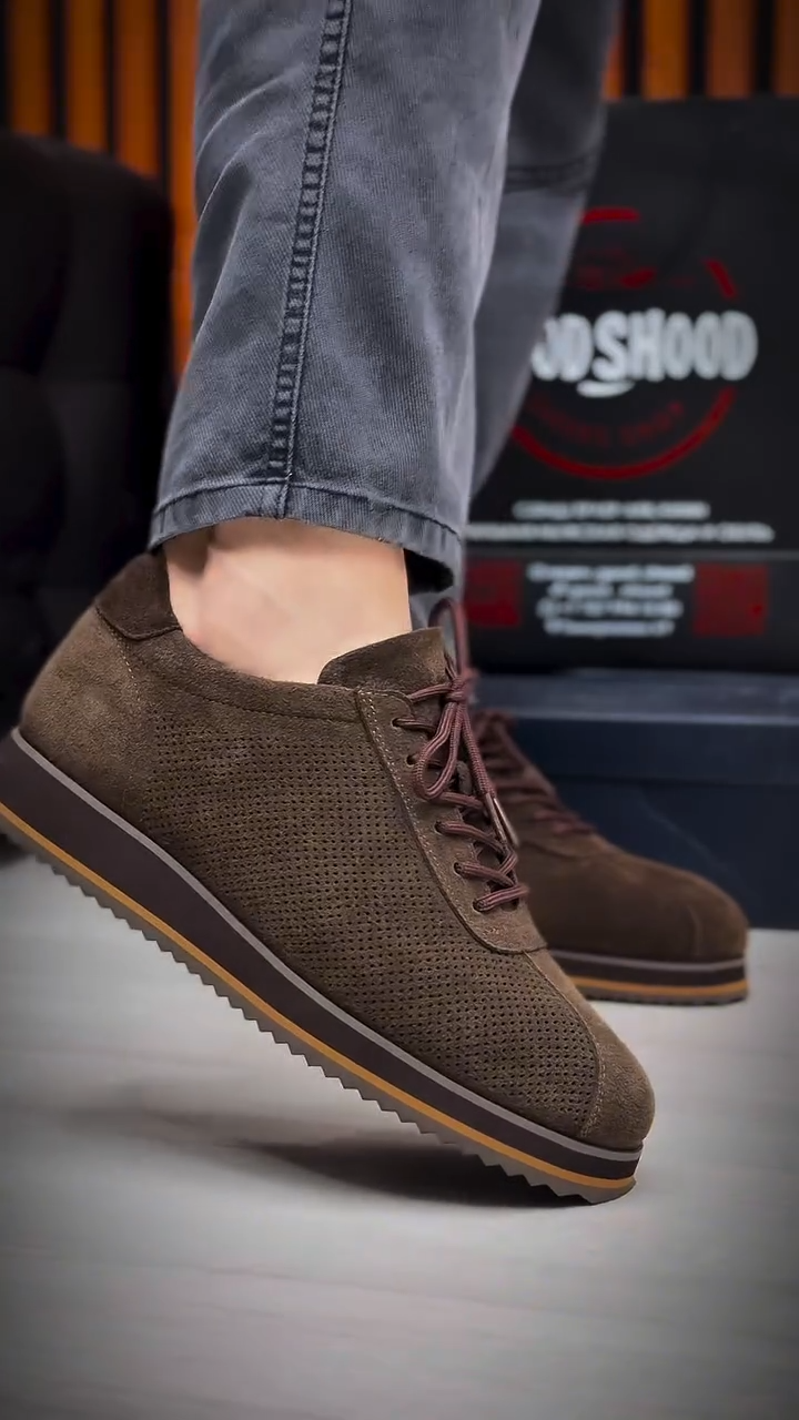 Men's Brown Leather Cutout Shoes