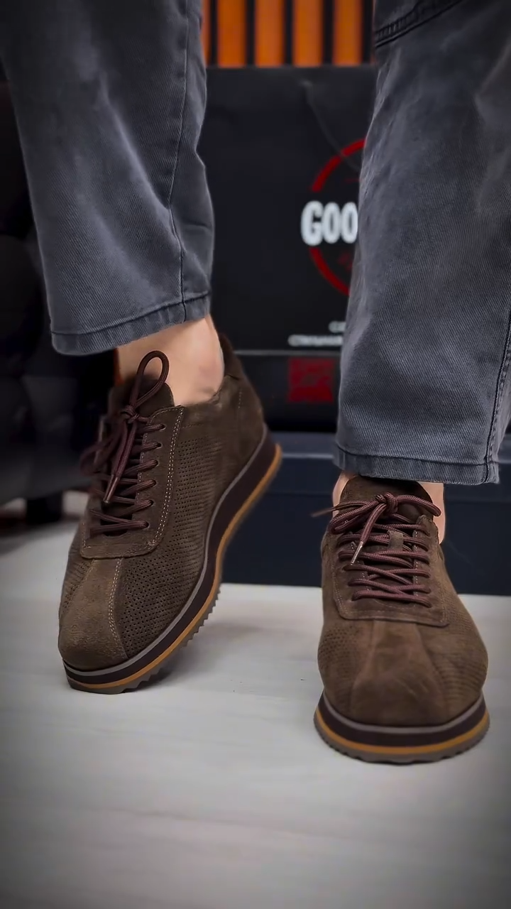 Men's Brown Leather Cutout Shoes