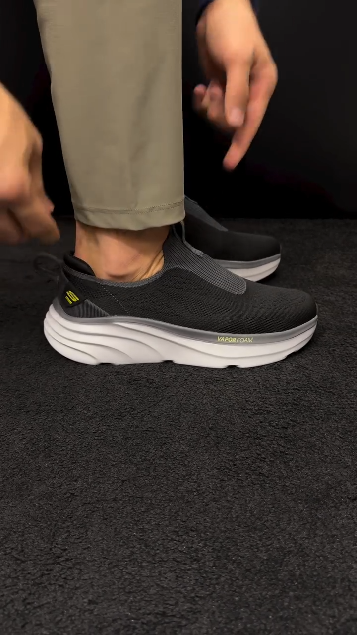 Woodpecker Mesh Breathable Cutout Men's Shoes