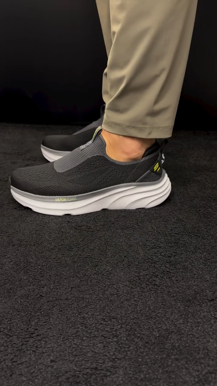 Woodpecker Mesh Breathable Cutout Men's Shoes
