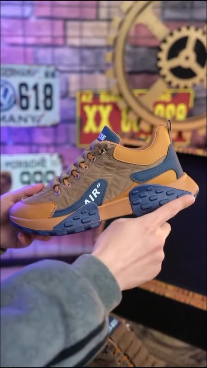 Mens Lightweight Thick Sole Sneakers