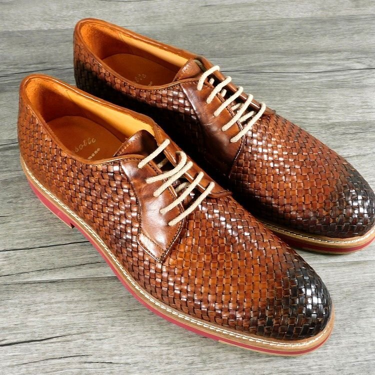 Italian-made woven business shoes