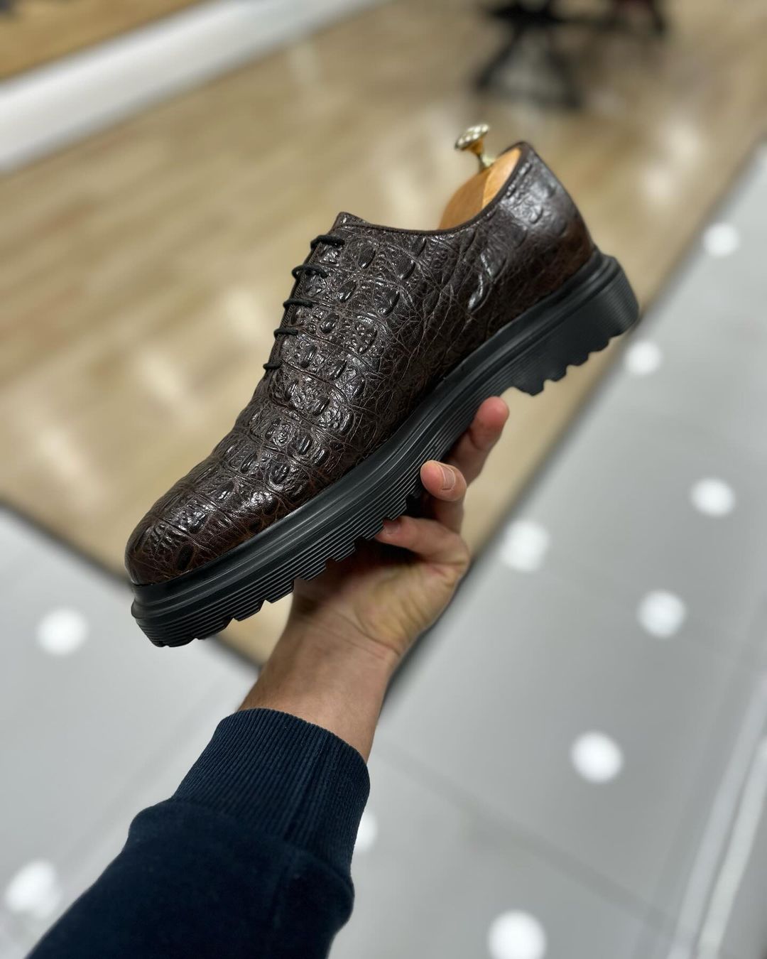 Italian Crocodile Print Business Shoes