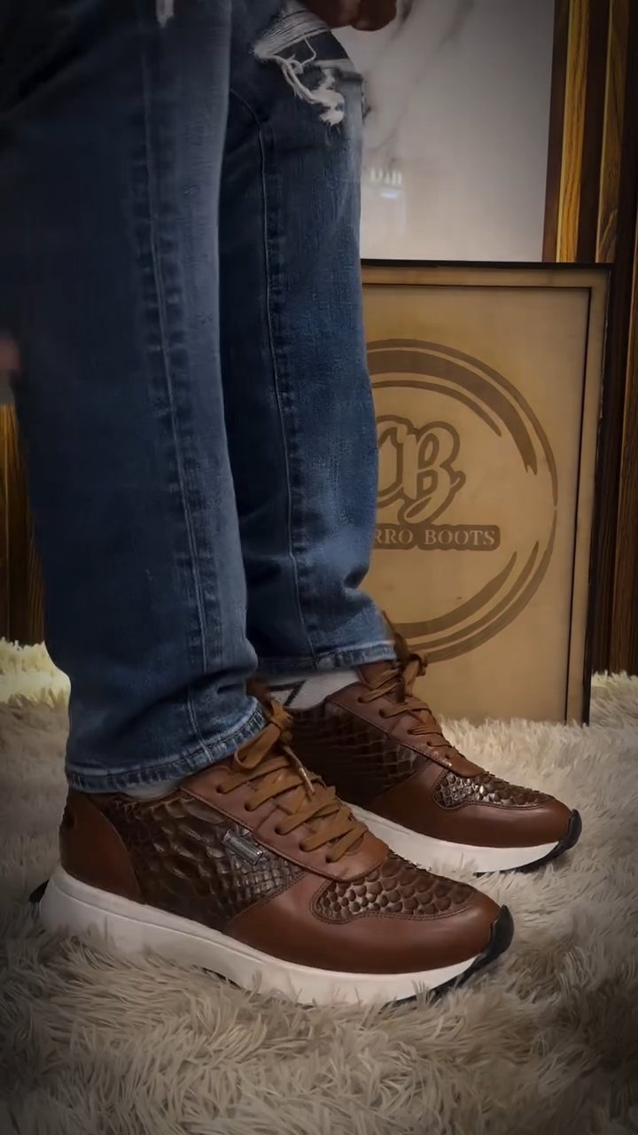 Italian cowhide leather low-top sneakers