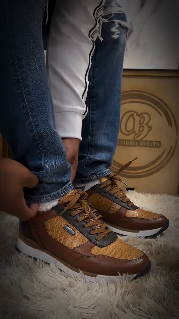 Italian cowhide leather low-top sneakers