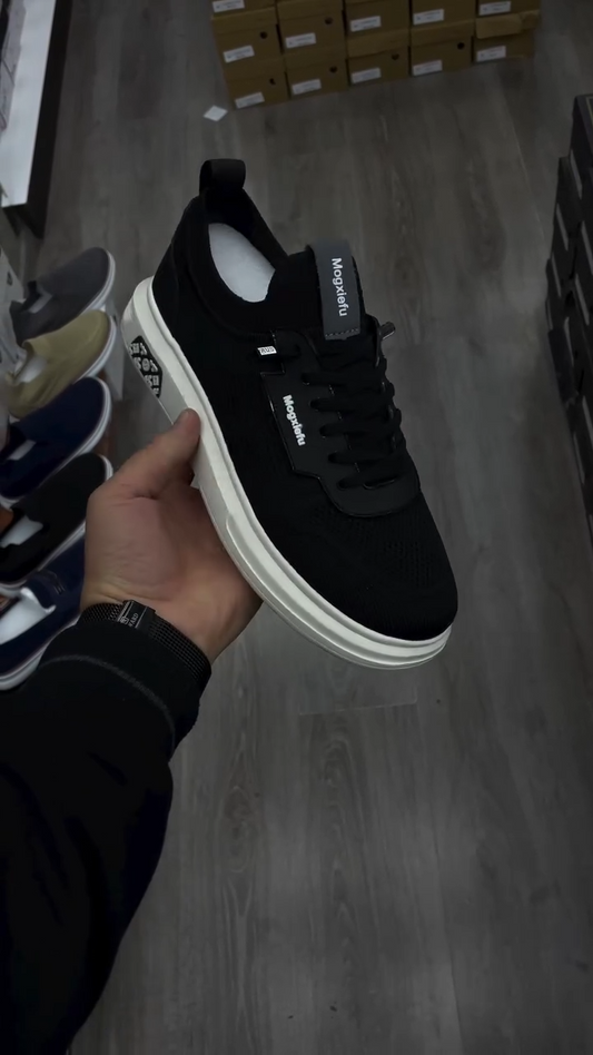 Hundreds of flat flyknit casual plate shoes