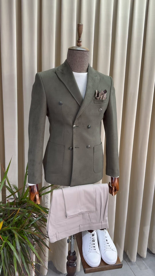 Italian Tailored Business Suit With Double Opening