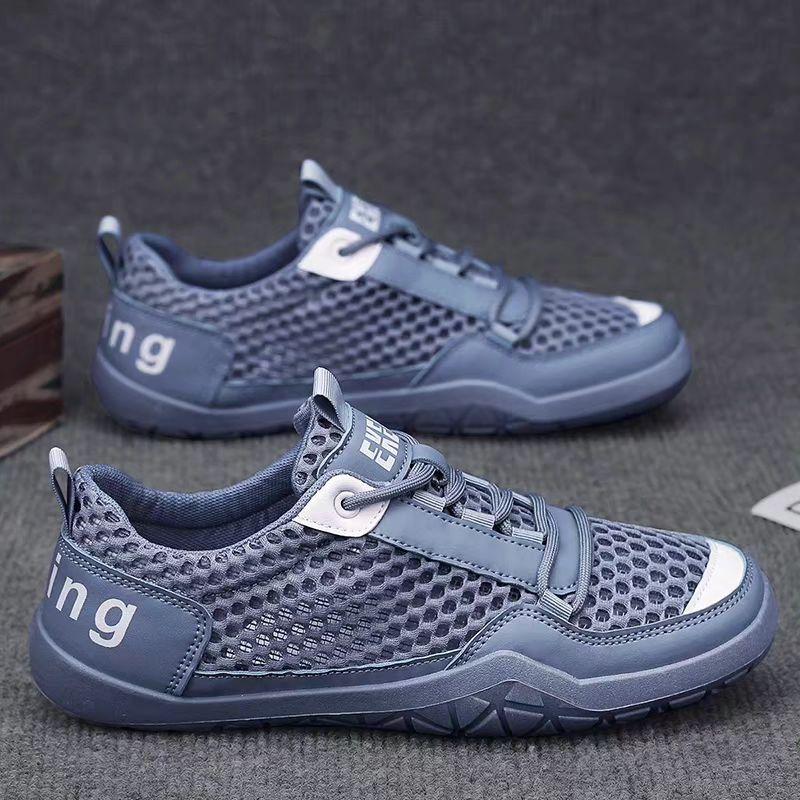 Large Mesh Breathable Lightweight Running Shoes