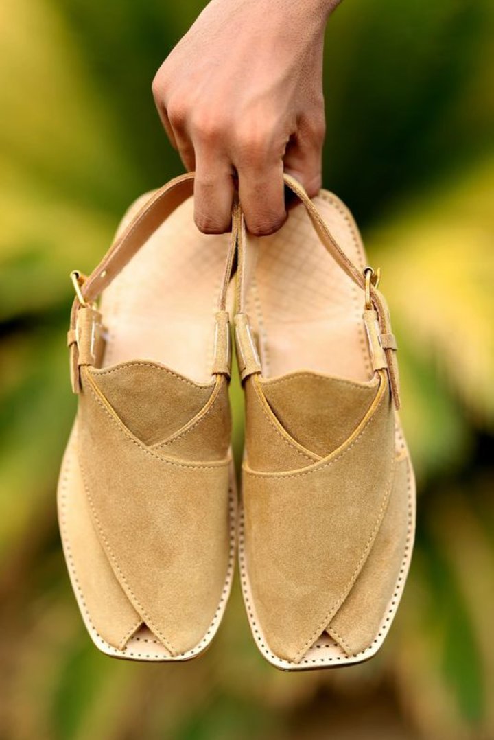 Yellow Handmade Leather Peshawari Chappal