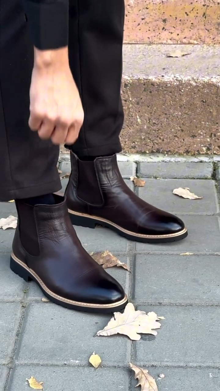 Gradient Warm Chelsea Boots