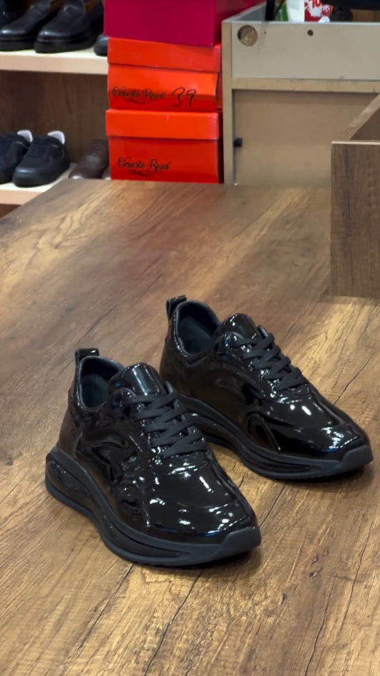 Black Leather Air Cushion Sneakers