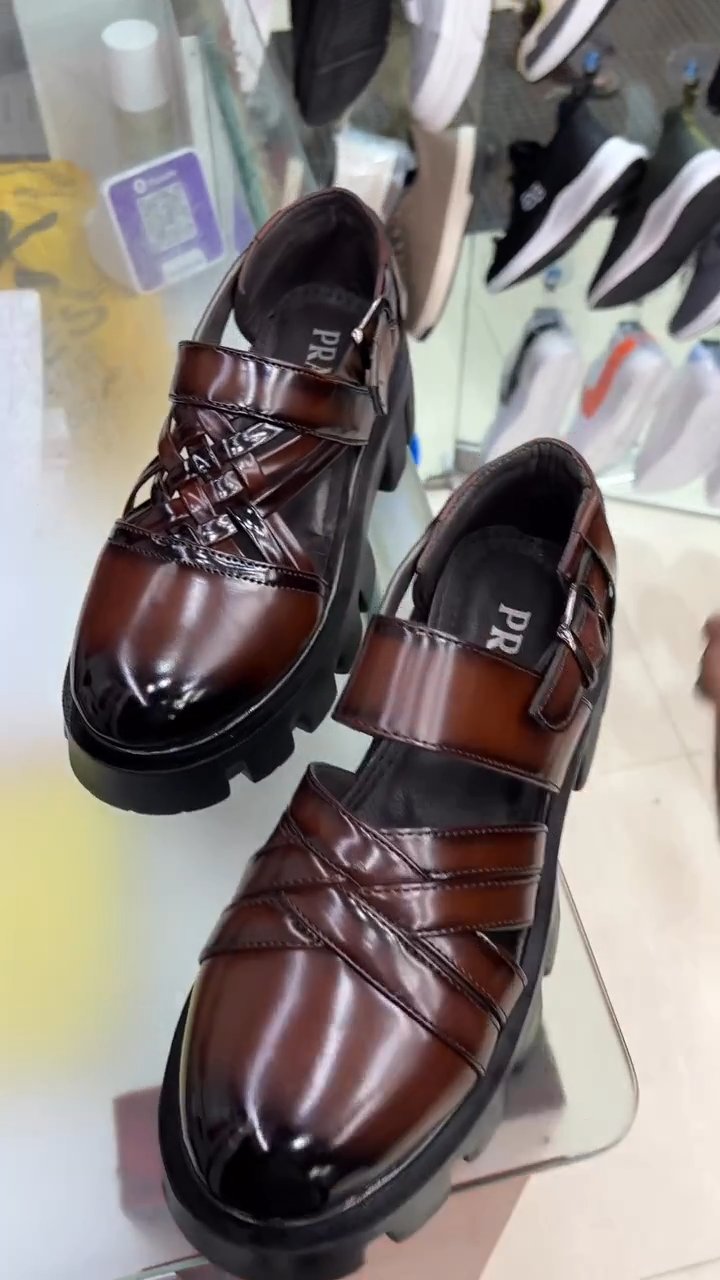 Women's Brown High Top Sandals