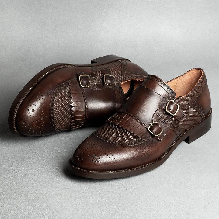 Old Scuffed Business Casual Buckle Shoes