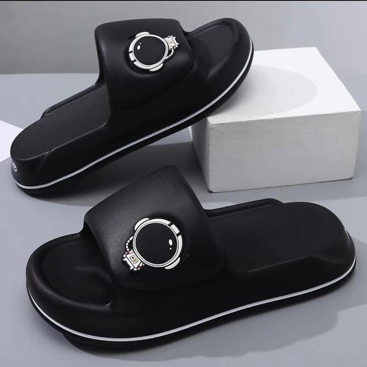 2024 Summer New Couple Breathable Slippers