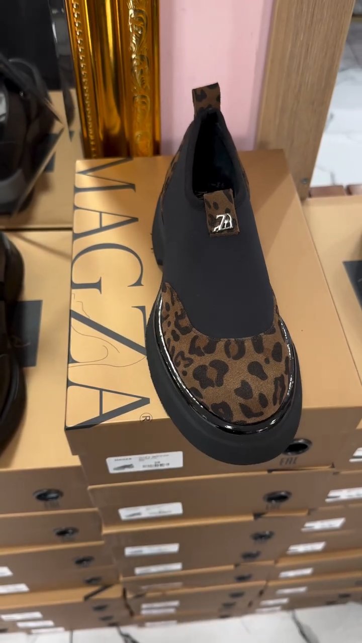 Leopard Print Stretch Shoes