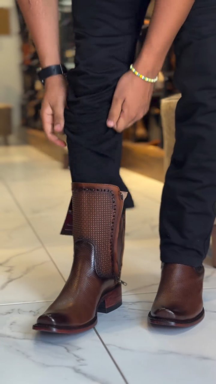 Handmade Cowhide Vintage Boots